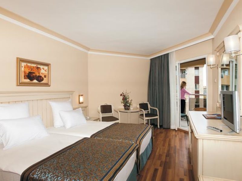 Hotel Terrace Beach Resort 91564