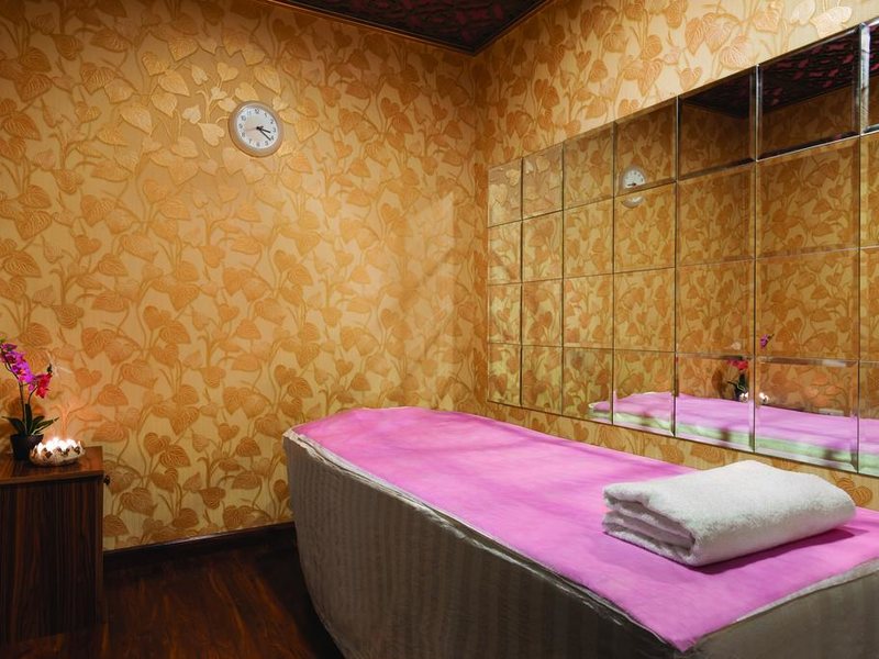 Howard Johnson Hotel Abu Dhabi 192517