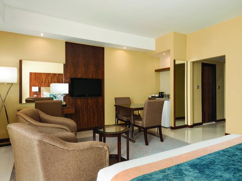 Howard Johnson Hotel Abu Dhabi 192519