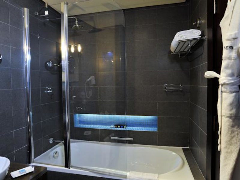 Hues Boutique Hotel 117741