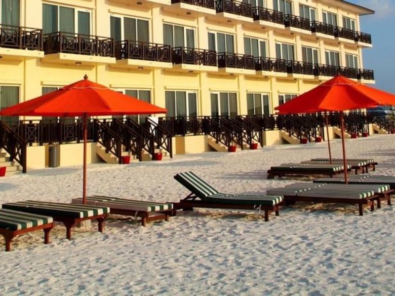 Hulhule Island Hotel 135137