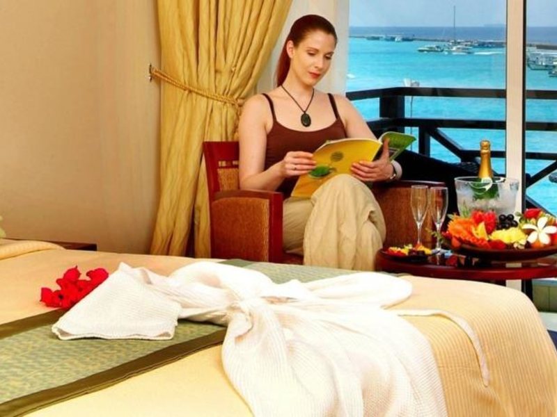 Hulhule Island Hotel 135139