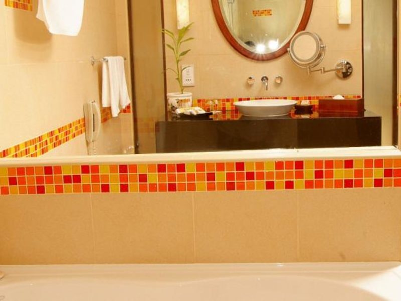 Hulhule Island Hotel 135143