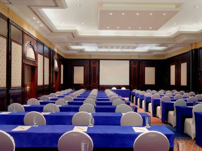 Hyatt Regency 124887