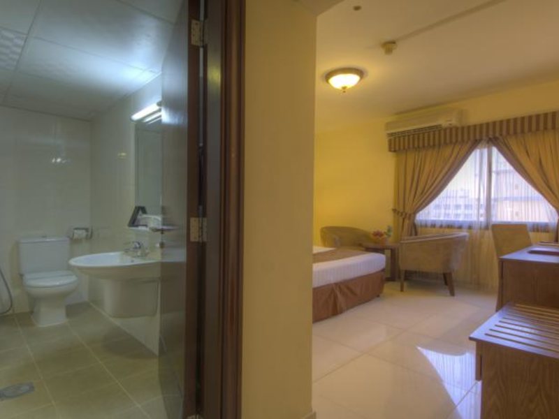 Hyde Park Hotel 119329