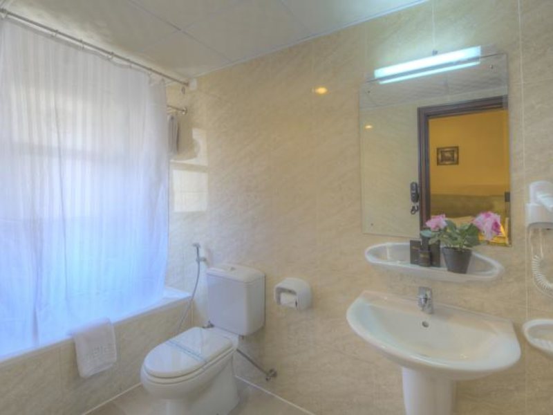 Hyde Park Hotel 119333