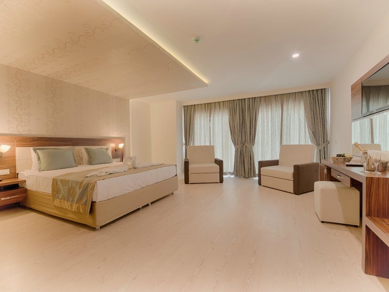 IQ Belek Hotel (ех 70445