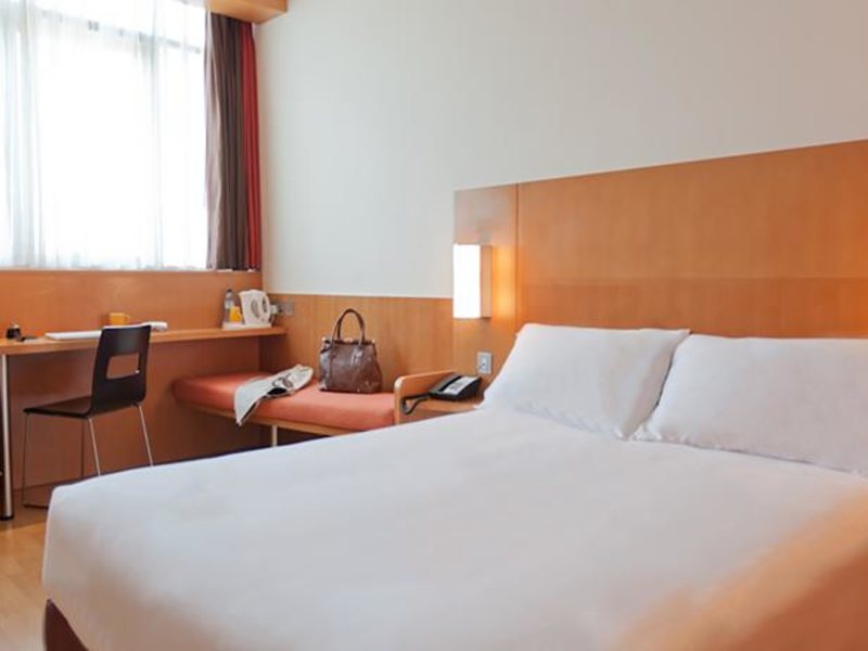 Ibis Abu Dhabi Gate 119336