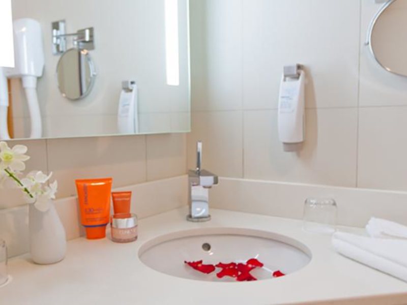 Ibis Abu Dhabi Gate 119362