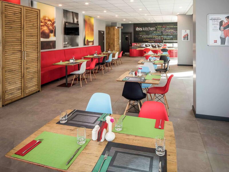 Ibis Hotel Airoport 242171