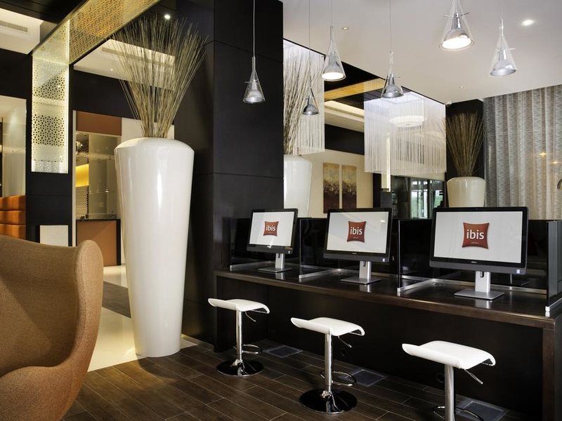 Ibis One Central 204013