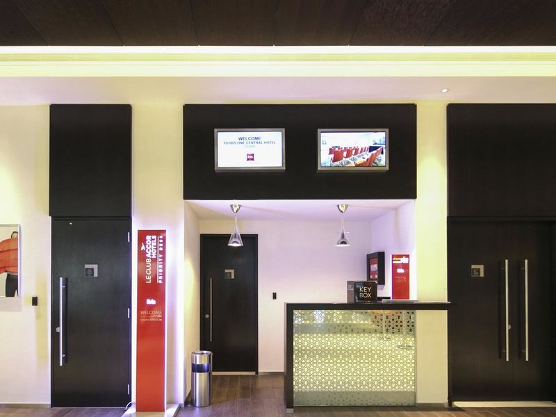 Ibis One Central 204025