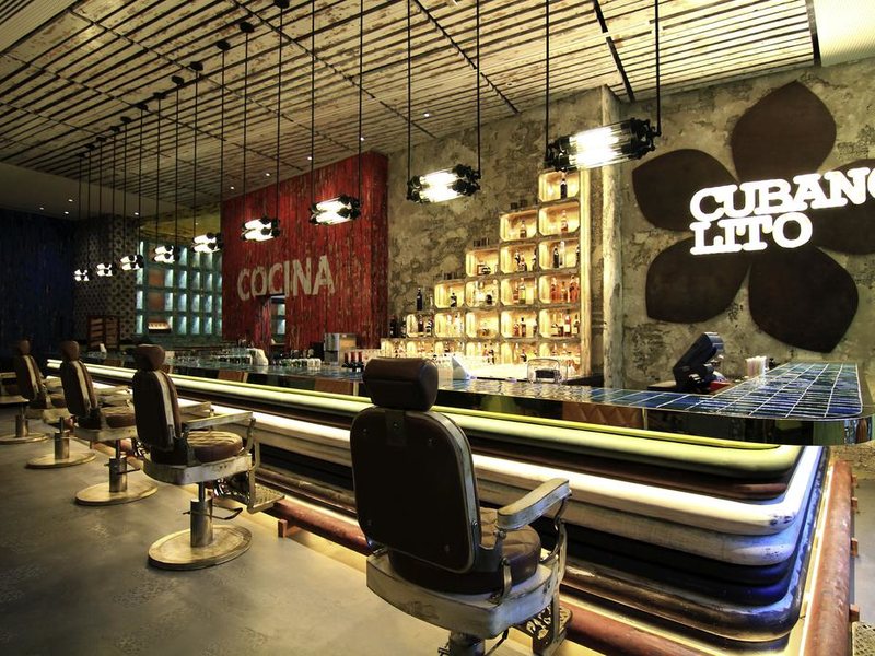 Ibis One Central 204029