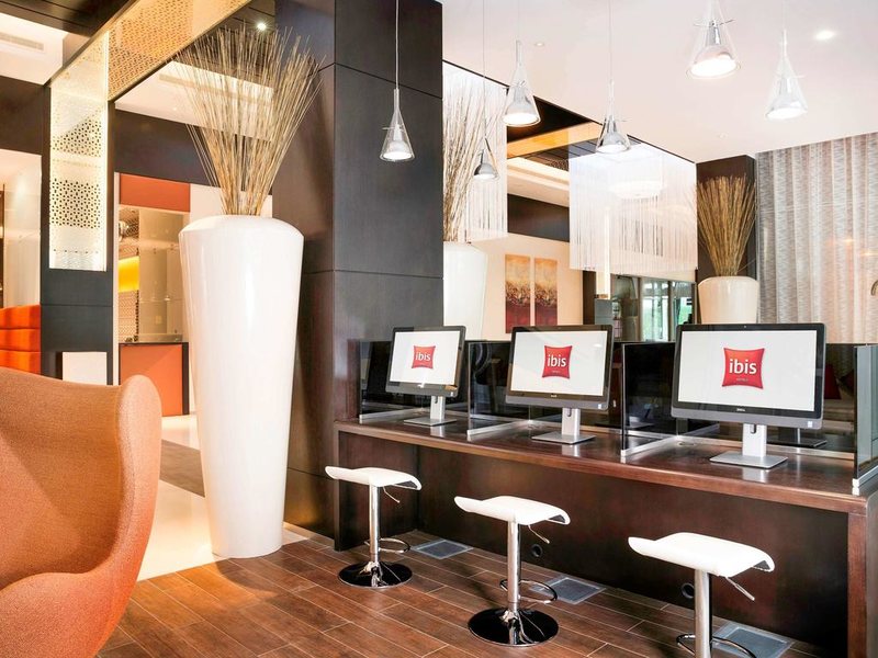 Ibis One Central 204038
