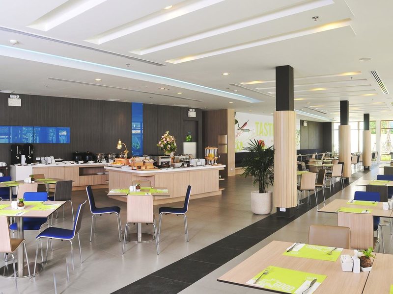 Ibis Phuket Kata 201128