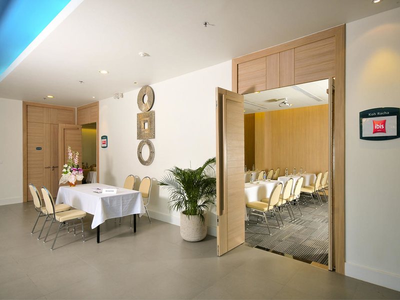 Ibis Phuket Kata 201146