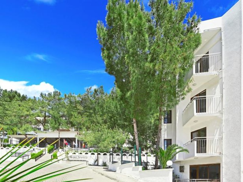 Ideal Panorama Holiday Village HV-1 65377