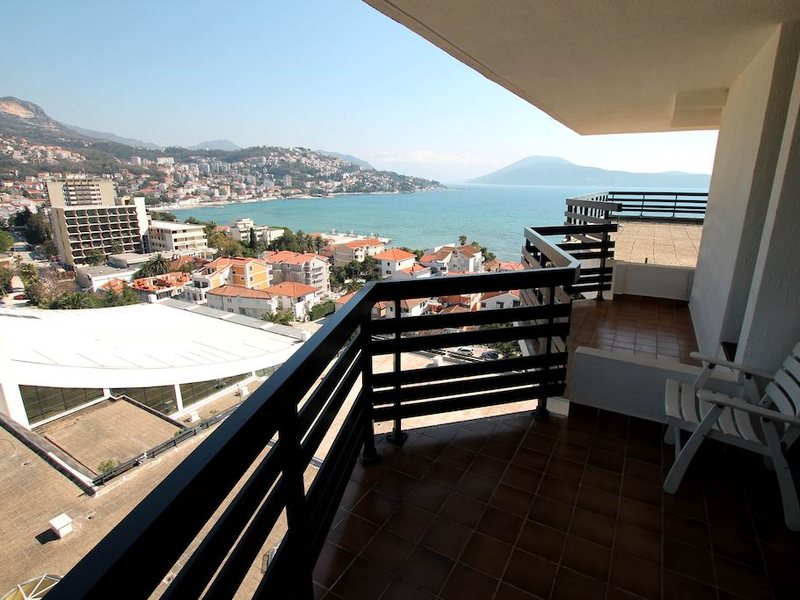 Igalo Hotel & Health Center  308070