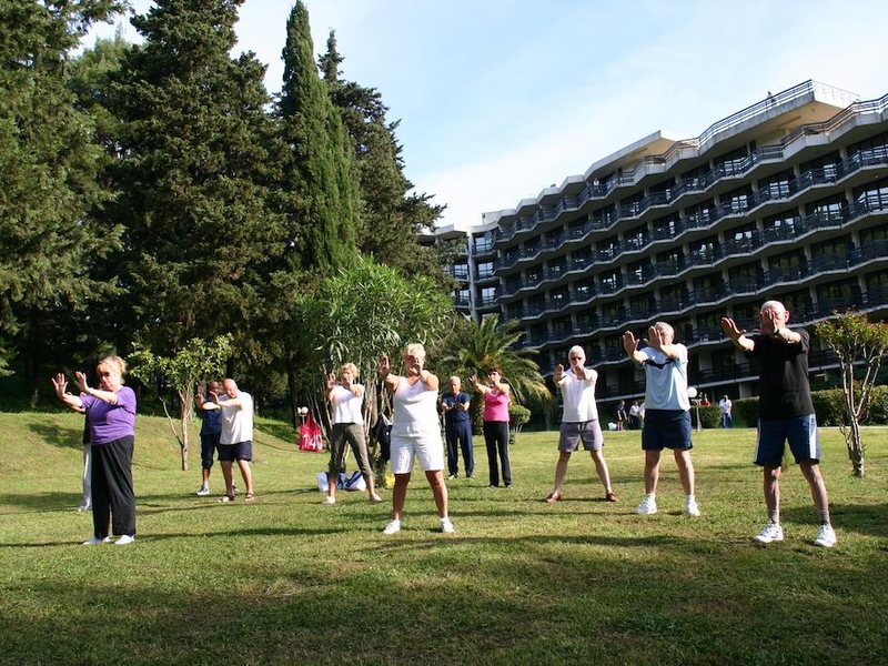 Igalo Hotel & Health Center  308075