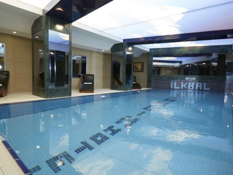 Ikbal Deluxe Hotel 92129