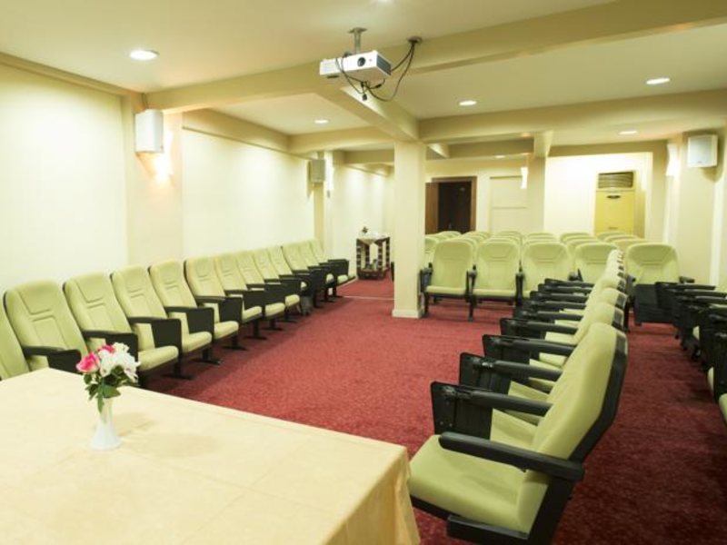 Ikbal Deluxe Hotel 92130