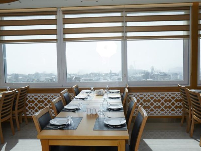 Ikbal Deluxe Hotel 92133
