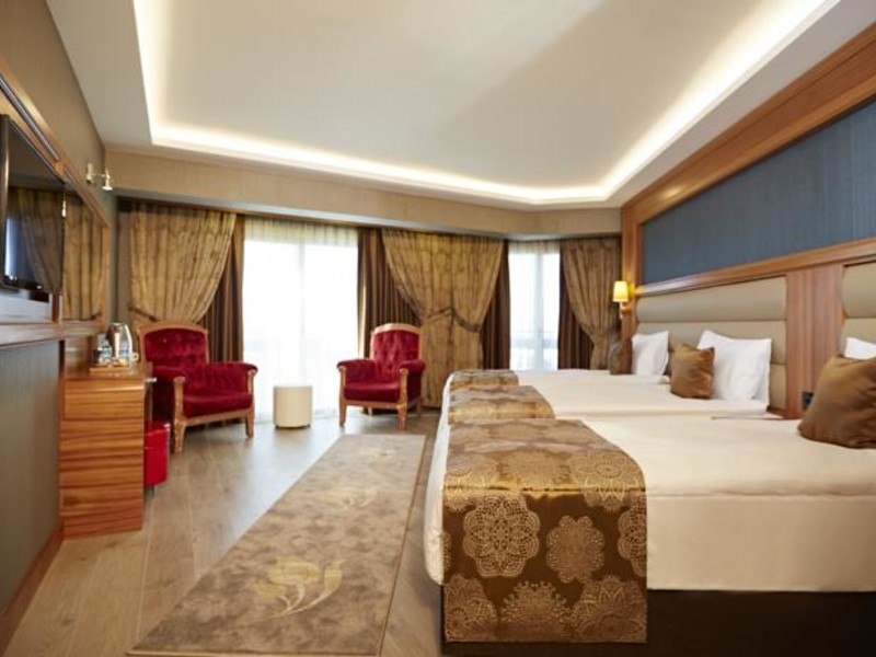 Ikbal Deluxe Hotel 92141