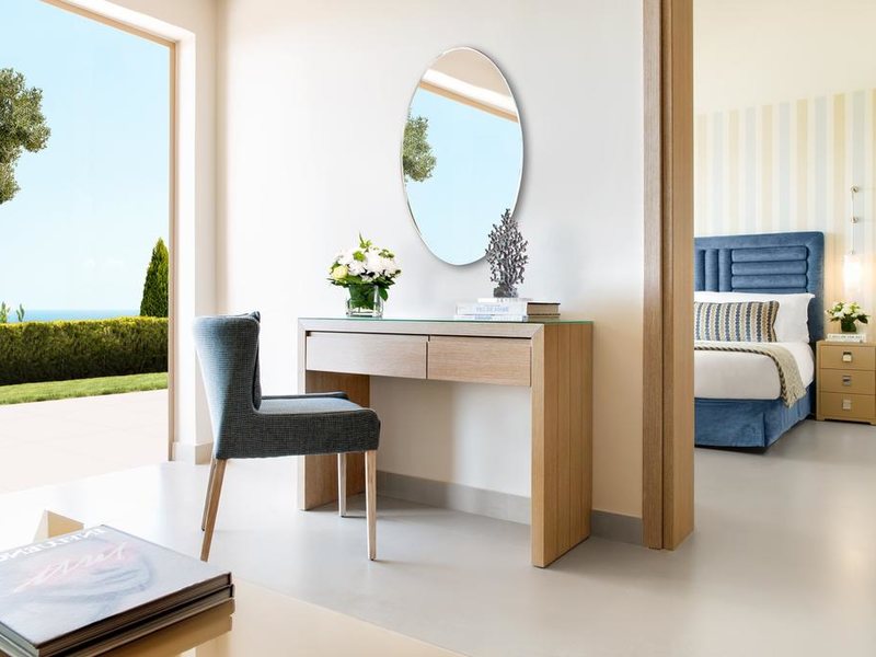 Ikos Oceania (ex 250410