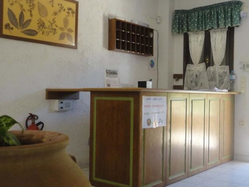 Iliostasi Beach Apartments 77832