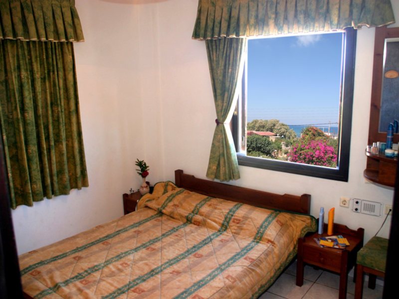 Iliostasi Beach Apartments 77835