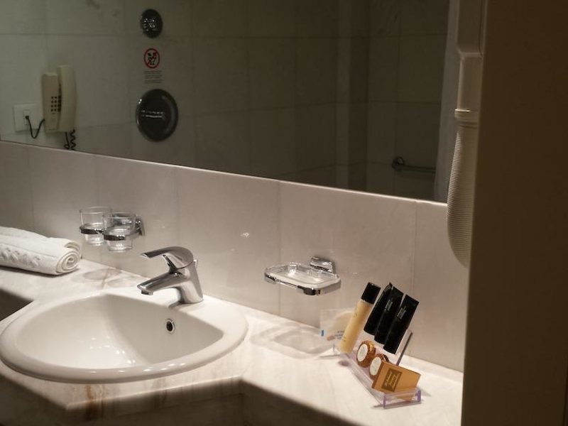 Ilissos Hotel 218359