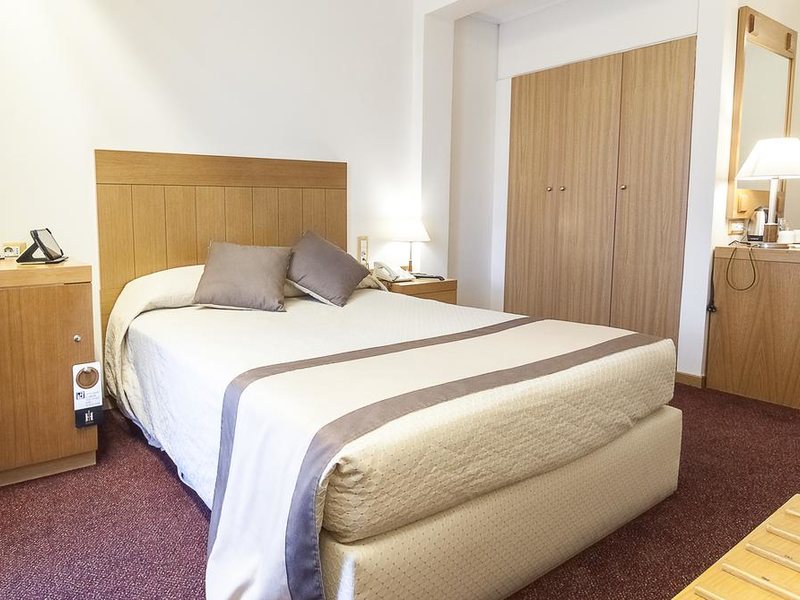 Ilissos Hotel 218370