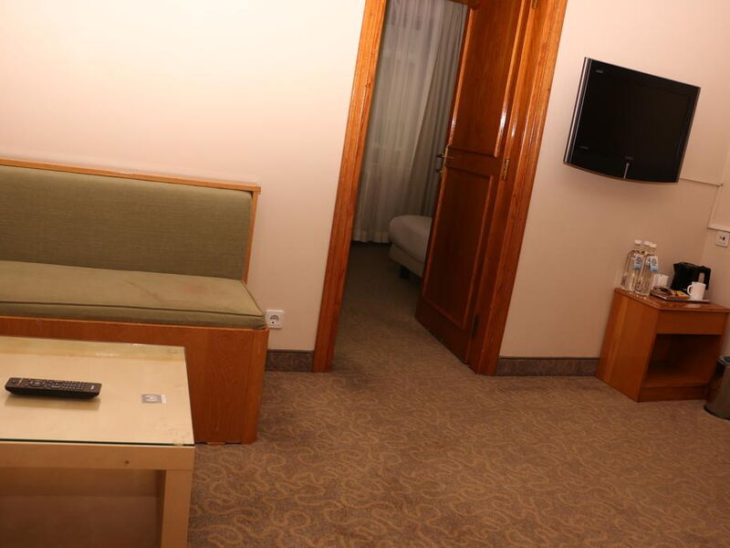 Ilkay Hotel 242240