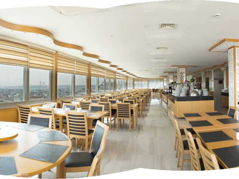 Ilkbal Deluxe Hotel 272059
