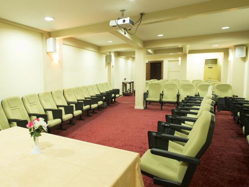 Ilkbal Deluxe Hotel 274926