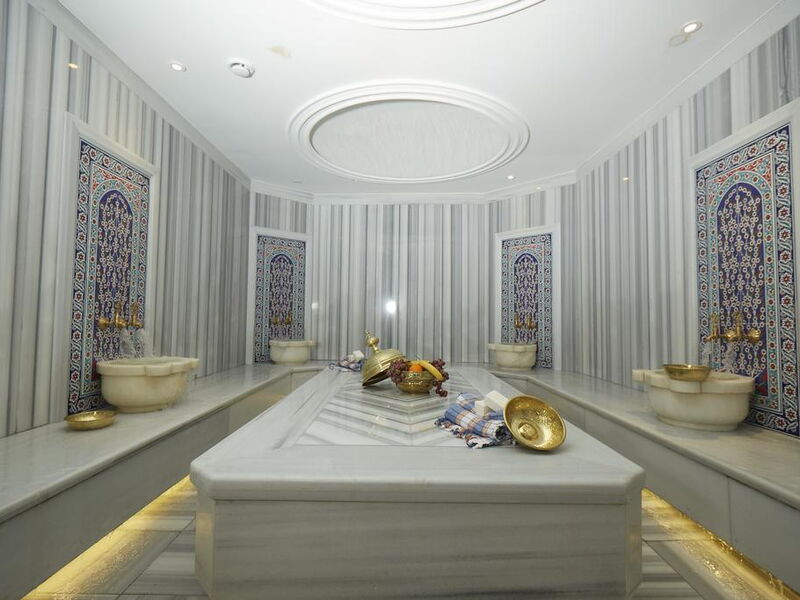 Ilkbal Deluxe Hotel 274931