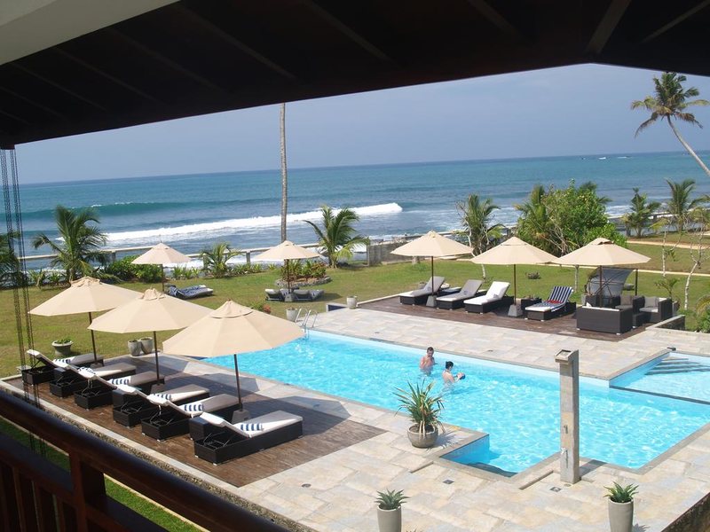 Imagine Villa Hotel  107840