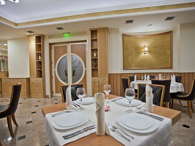 Incognito Hotel  311113