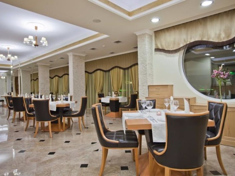 Incognito Hotel  311124