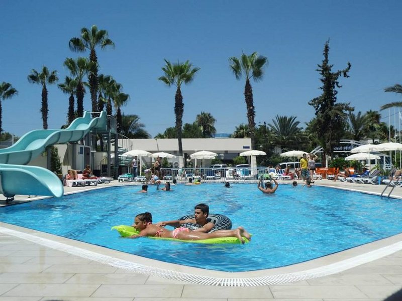 Infinity Beach 183977