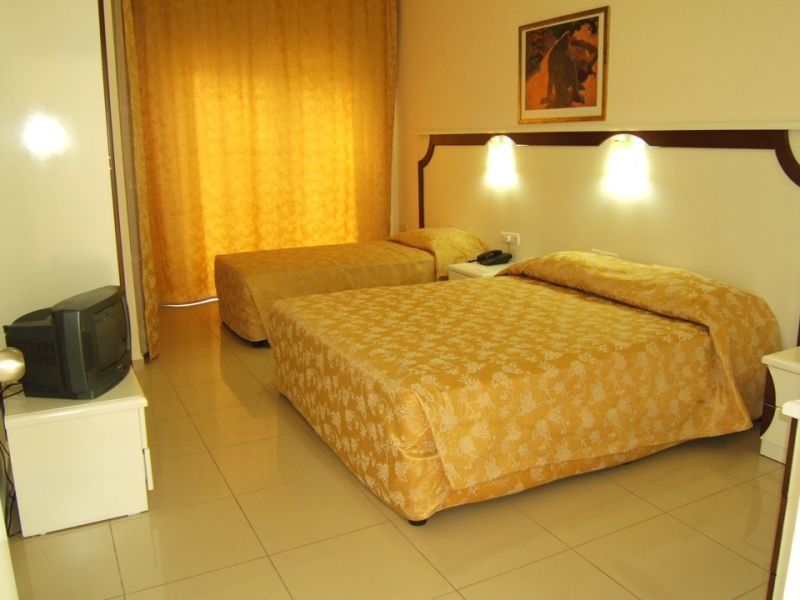 Infinity Hotel 38125