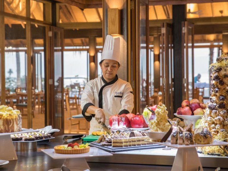 Innahura Maldives Resort  323732