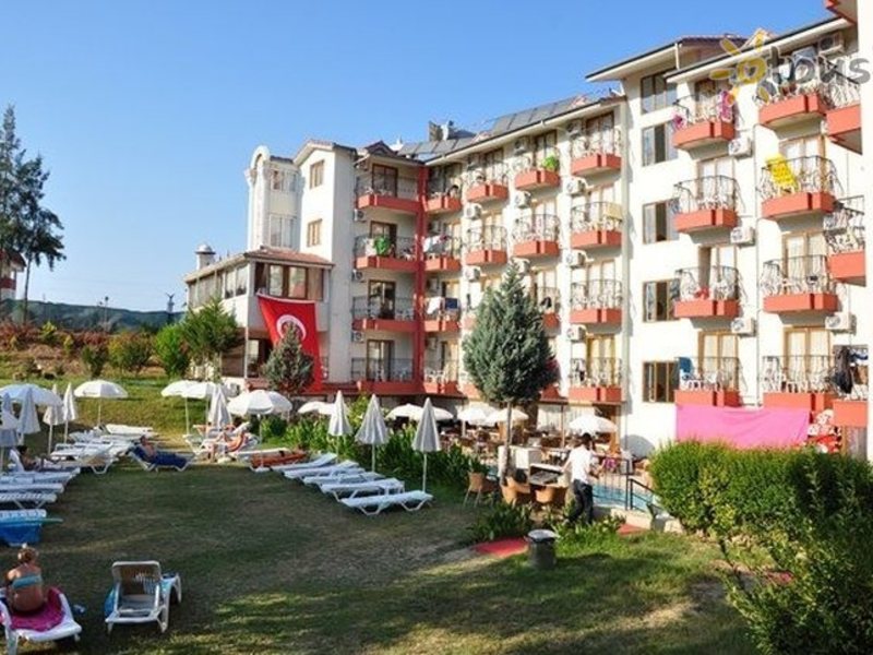 Inside Hotel  272070