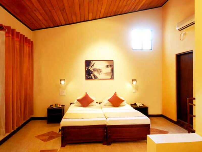 Insight Beach Hotel 106468