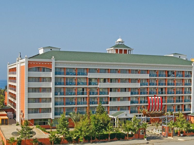 Insula Resort & Spa (ех 42282