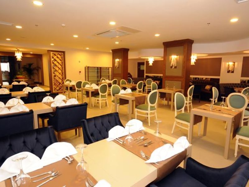 Insula Resort & Sра 56957