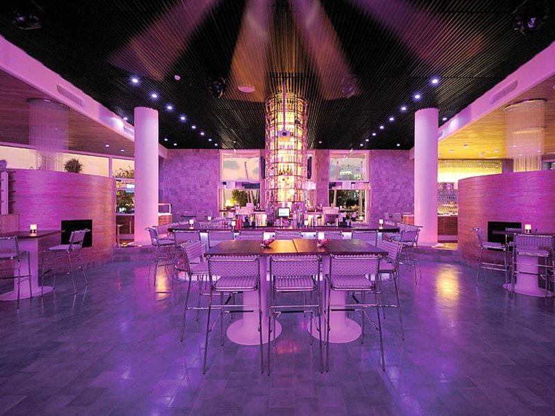 Intercontinental Abu Dhabi 47215