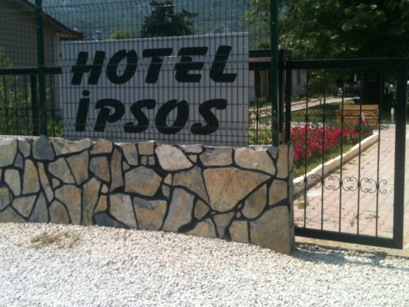 Ipsos Hotel 92382