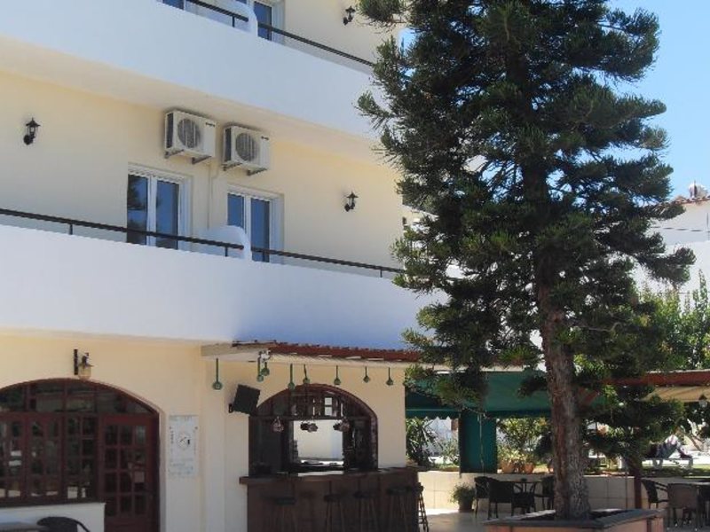 Iraklis Apartments 97720