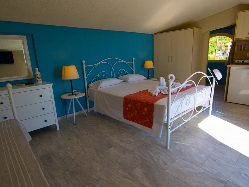 Irilena Studios and Apartments 288253